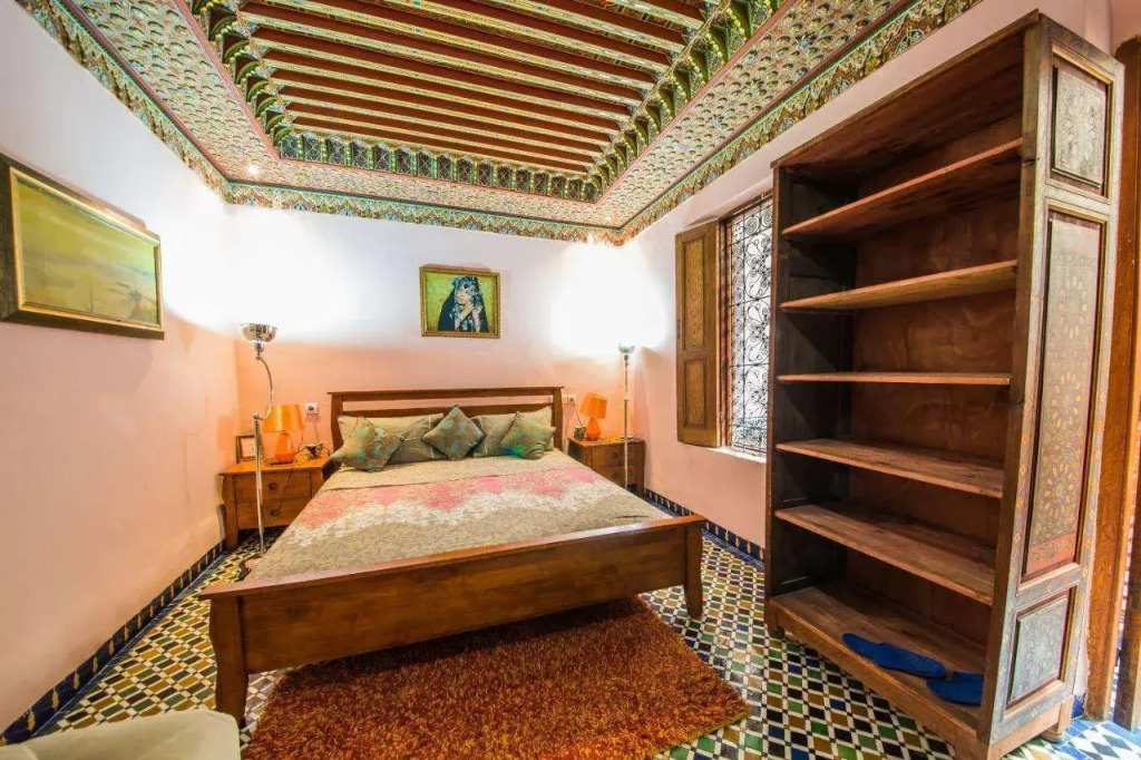 Riad LArtiste