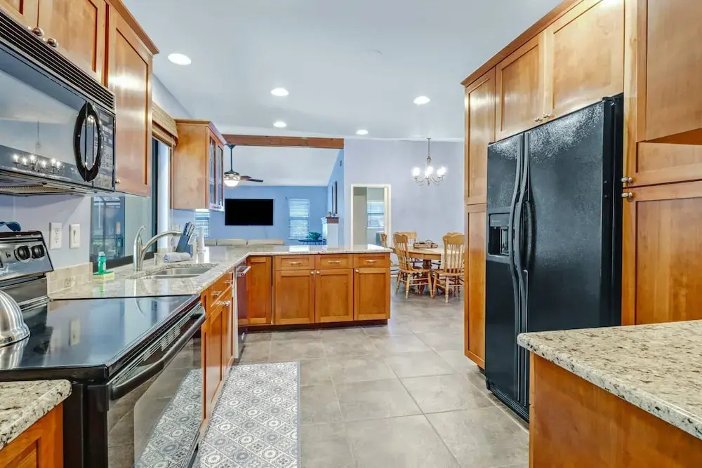 1410 SW 18th Ter