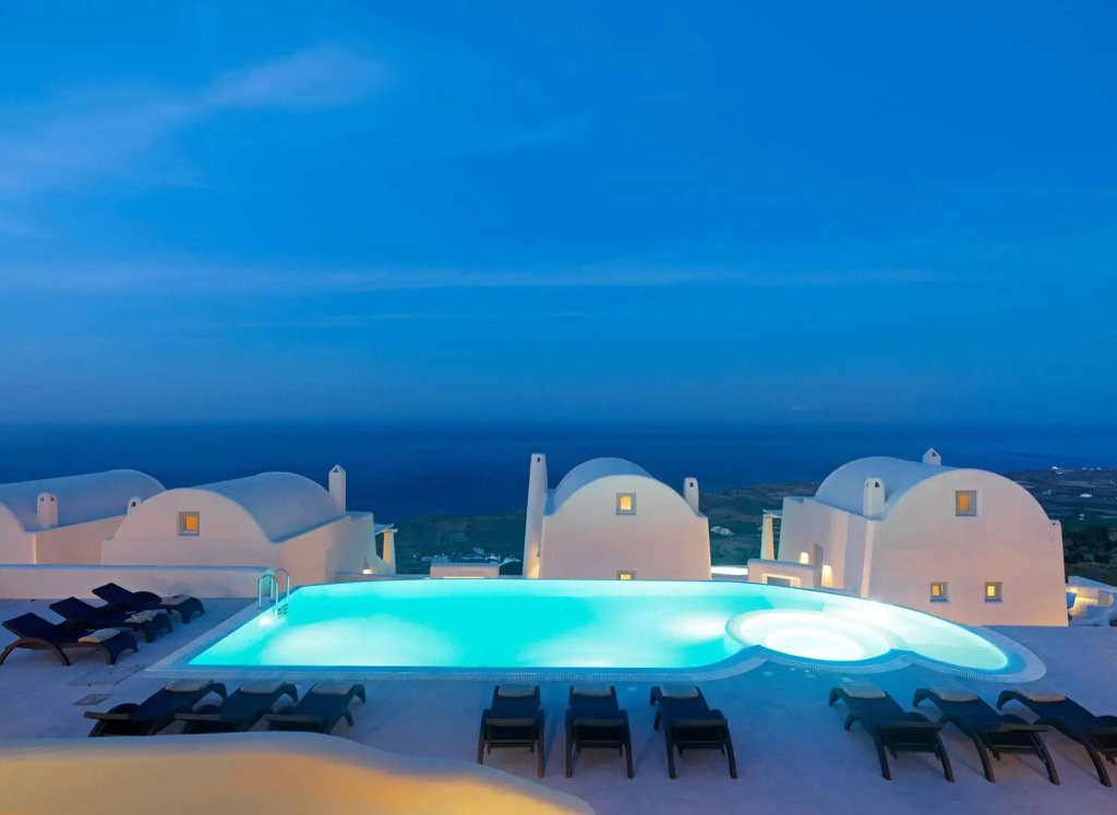 Dome Santorini Resort