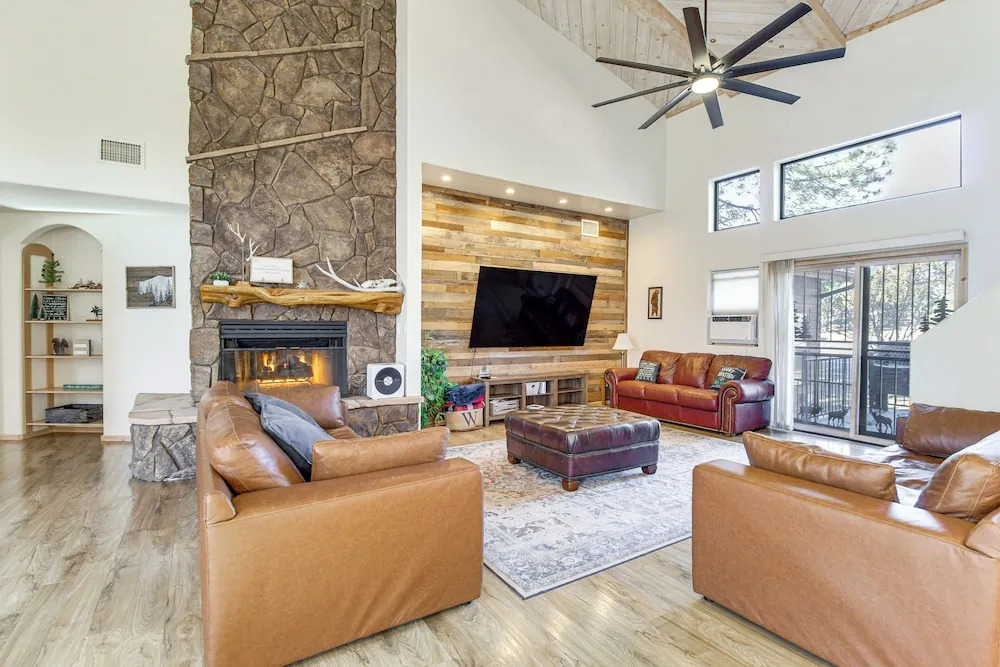 Hot Tub: 'ponderosa Paradise' Overgaard Cabin
