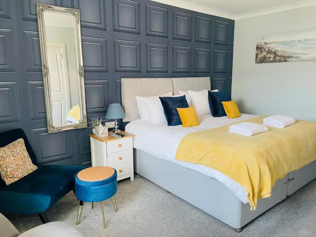 Whinburn Guest House