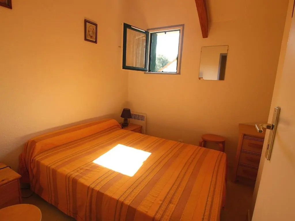 Maison de vacances à 50m de la mer - 4 personnes - FR-1-364-104