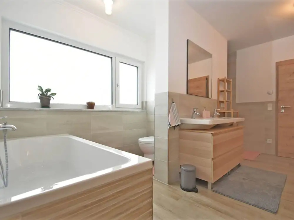 Holiday Home with Garden & Terrace in Bodenwöhr near Hammersee