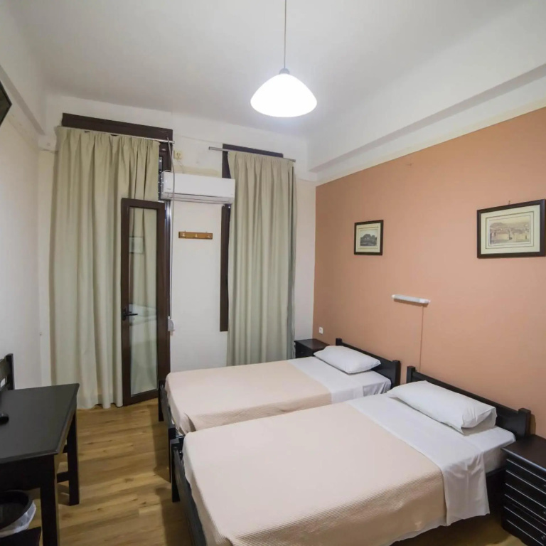 Tempi Hotel