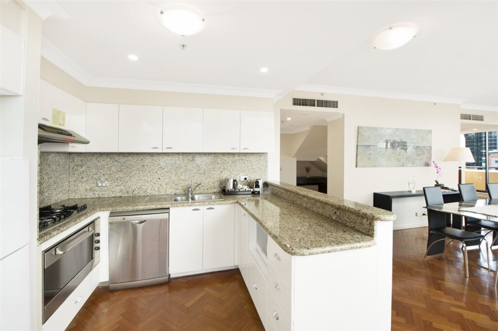 YEHS Hotel Sydney Harbour Suites