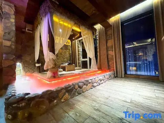 Zhefan Homestay (Longhu High tech Tianjie Branch)