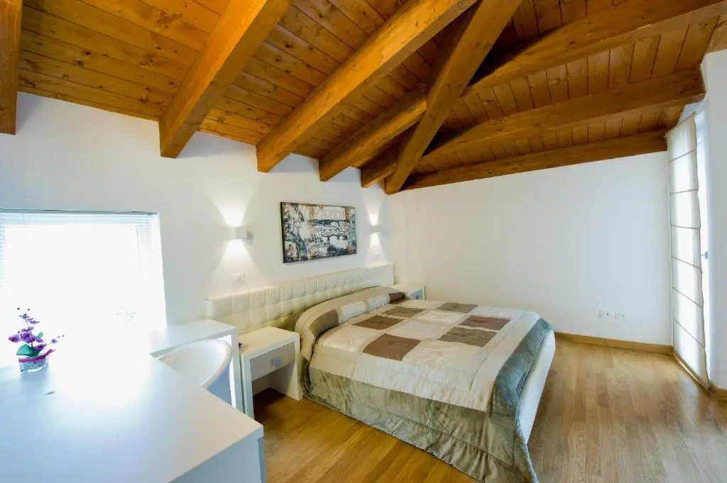 Jolie Bed And Breakfast