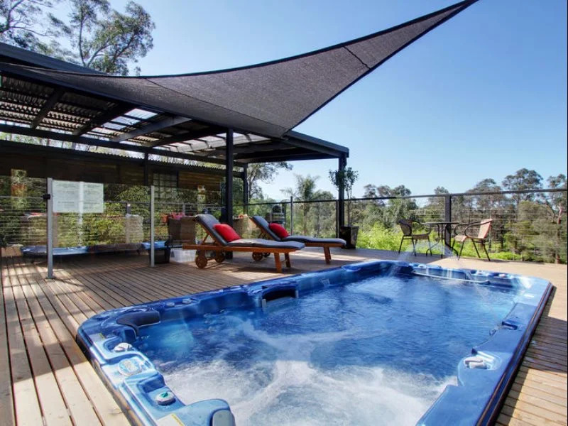 Sunway Farm Bed & Breakfast and Rosebud Cottage