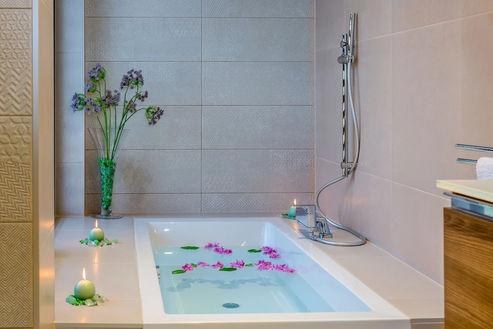 Villa AltaVista - Seaview & Relax with Heated Pool & MiniGolf