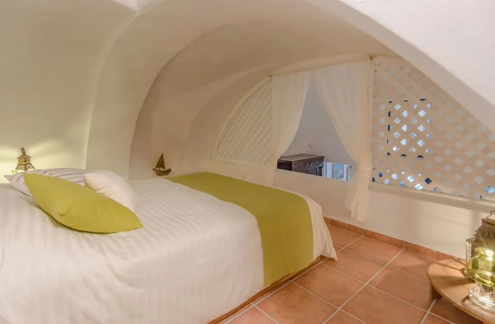 Astraea House