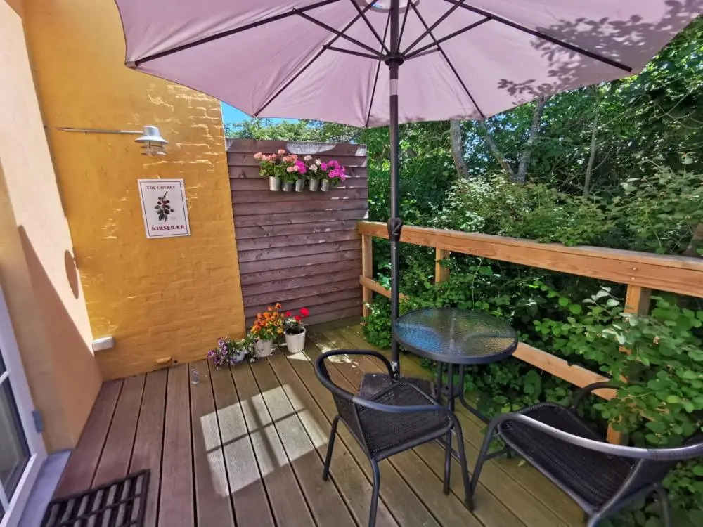 The Cherry - Boutique Guest House - near Rønne & Beach