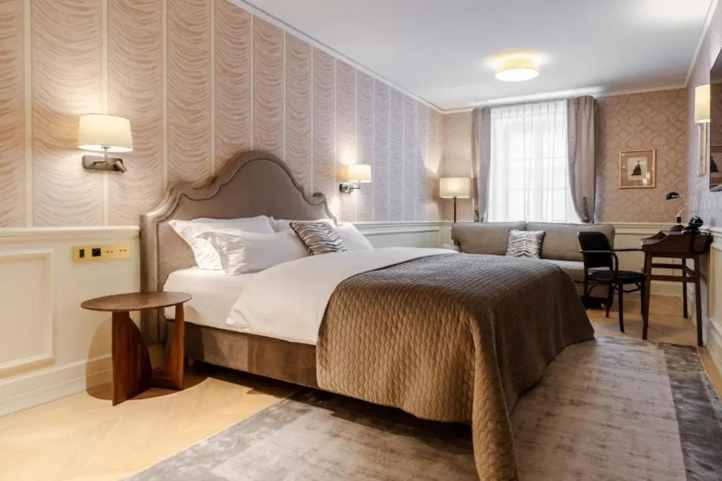 Hotel Unicus Palace Old Town - Destigo Hotels
