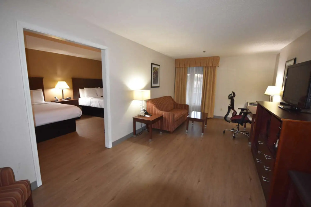 Best Western PLUS Governors Inn Richmond