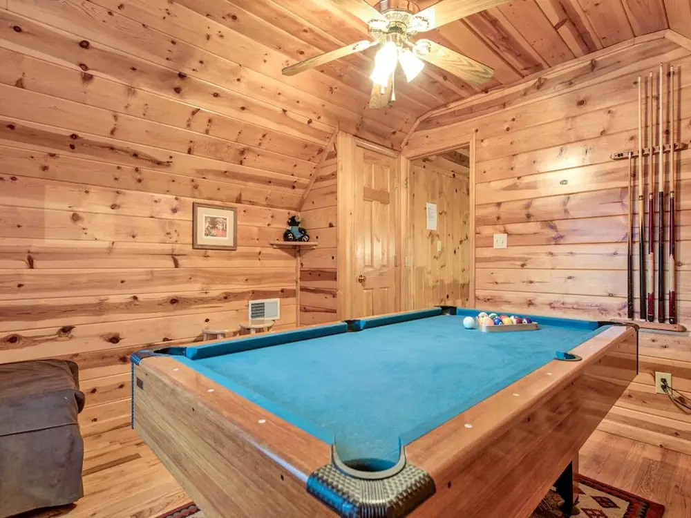 Mountain Mist - Two Bedroom Cabin