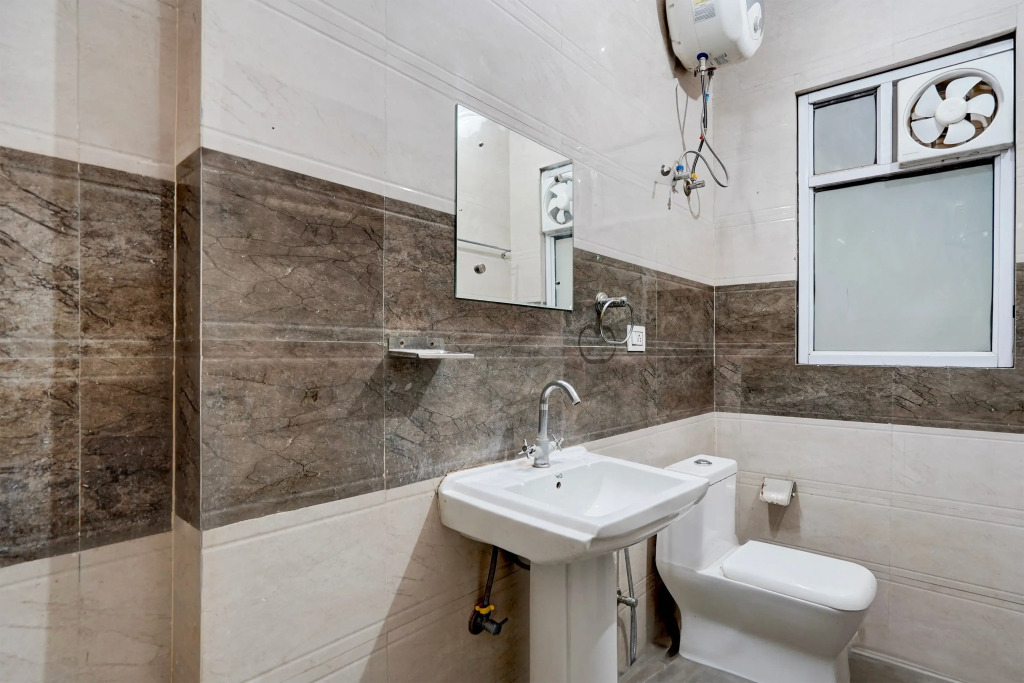 Townhouse Sector 53 Golf Course Road