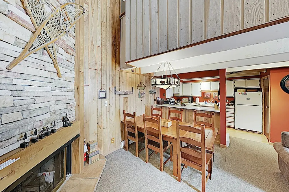New Listing! Ski-in/ski-out : Hot Tub, Sauna 1 Bedroom Condo