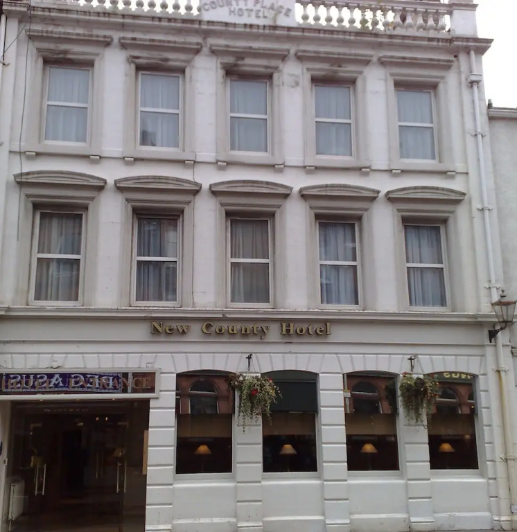 The New County Hotel