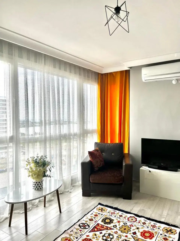 Entirely Apartment, Near Lake, Full kitchen,Wi Fi, AC