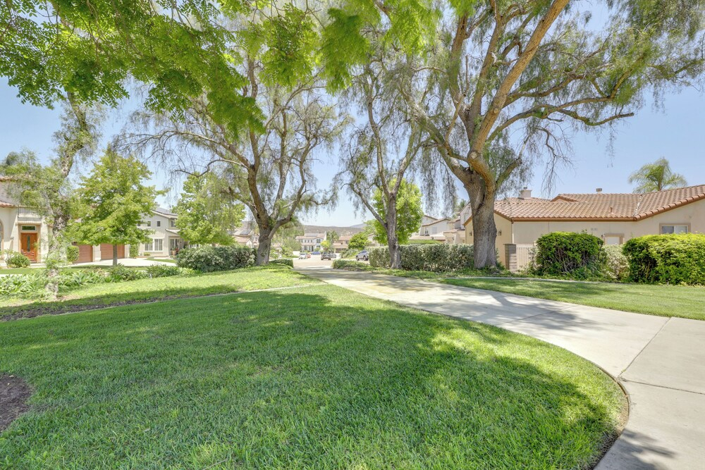 Private & Spacious Deluxe Rolling Hills Ranch Gem