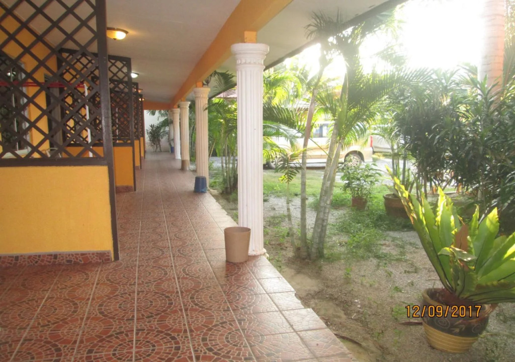 Pantai Tengah Beach Inn