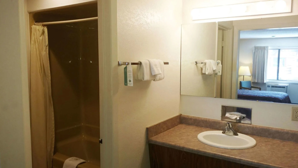Keystone Boardwalk Inn and Suites