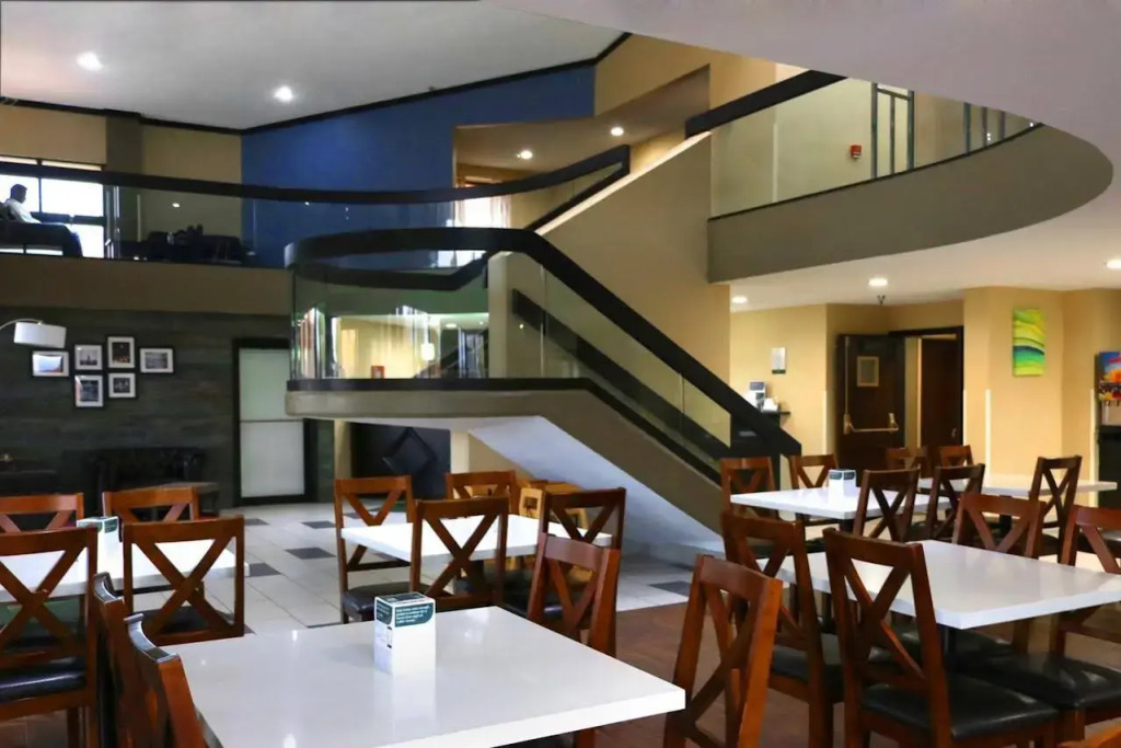 Quality Inn & Suites Florence - Cincinnati South