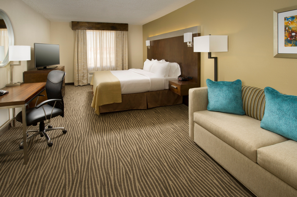 Holiday Inn El Paso Airport by IHG