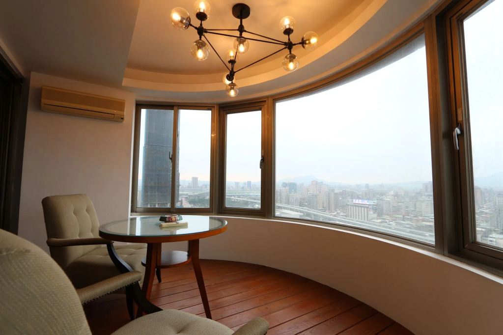 Sky19 Hotel