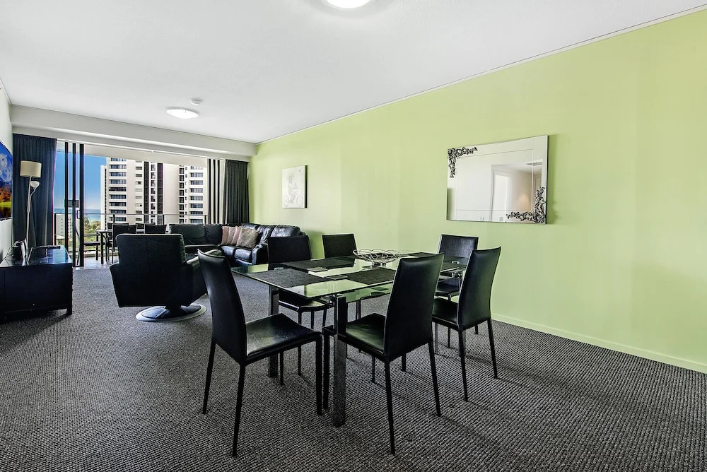 Sierra Grand Broadbeach Private 2 Bedroom