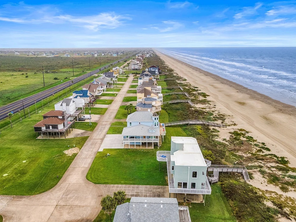 Butterfly Dunes by Ryson Vacation Rentals