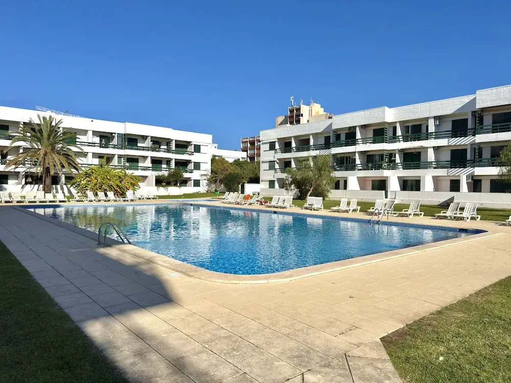 Vilamoura Central 4 With Pool by Homing