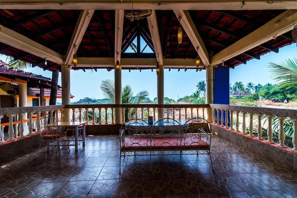 Nisu Beach Hotel Villa