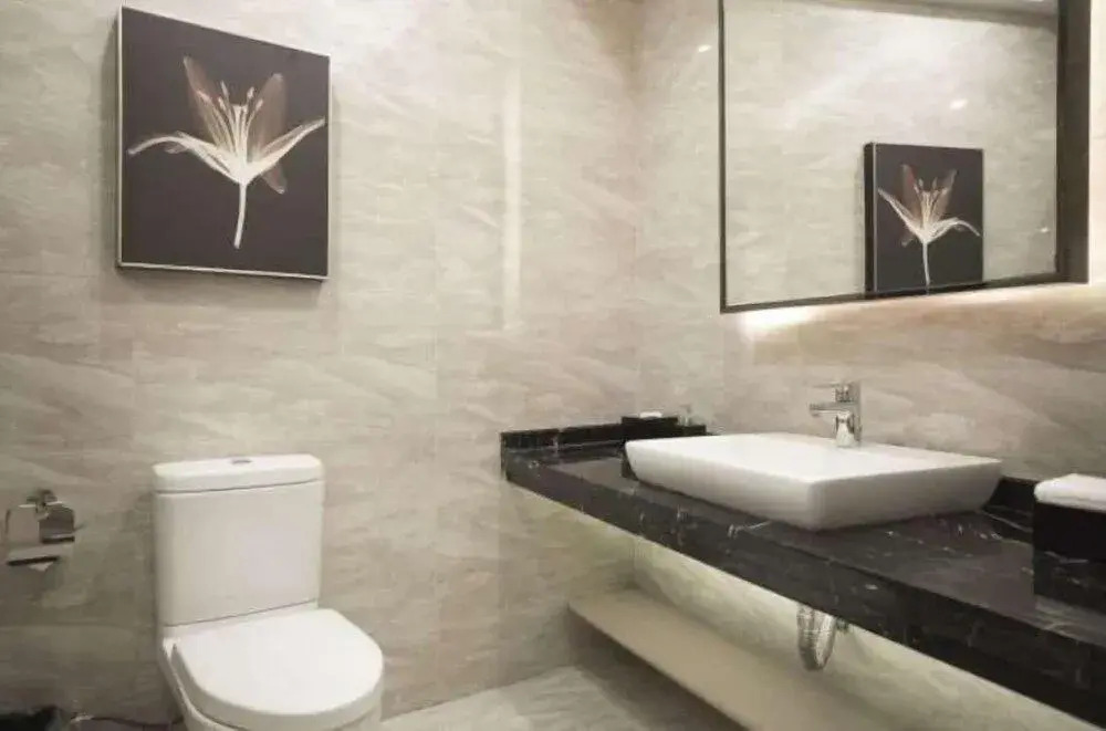 Shenzhen Bay Emerald Passion Man Hotel