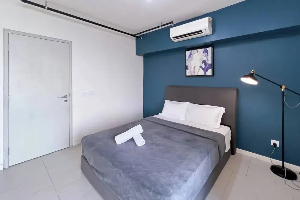Tamarind Luxury Condo by Smarthome
