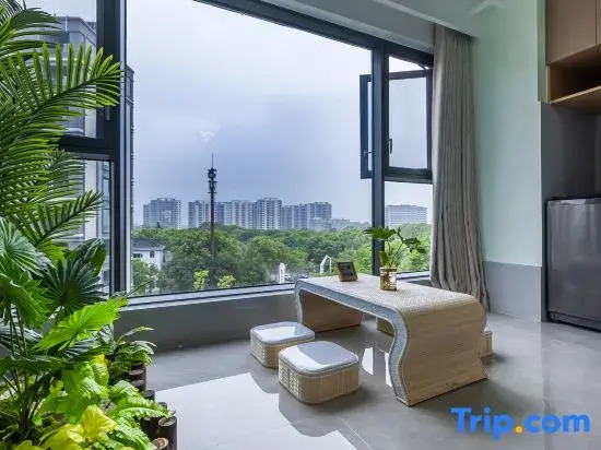 Jiaxing Tongxiang Shuquan Boutique Apartment (Wuzhen Scenic Store)