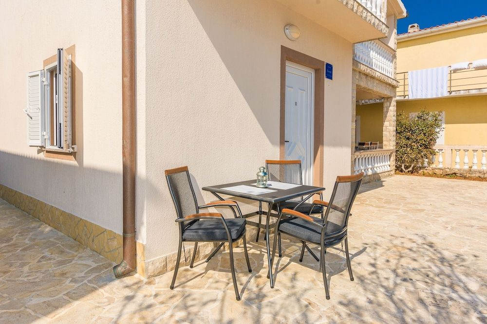 Apartments Bobeta