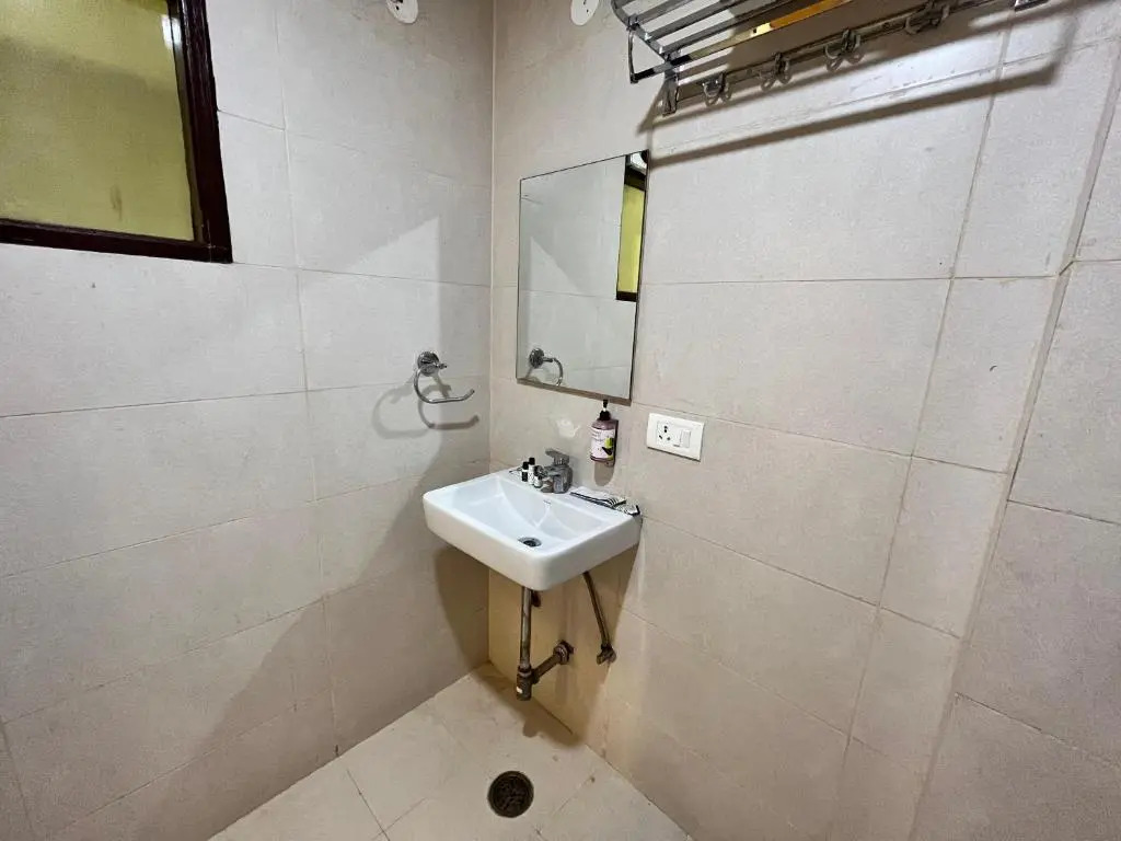 Hotel Mithila Residency Noida - Couple Friendly Local IDs Accepted