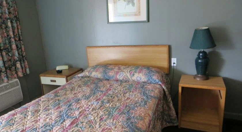 Central Motel