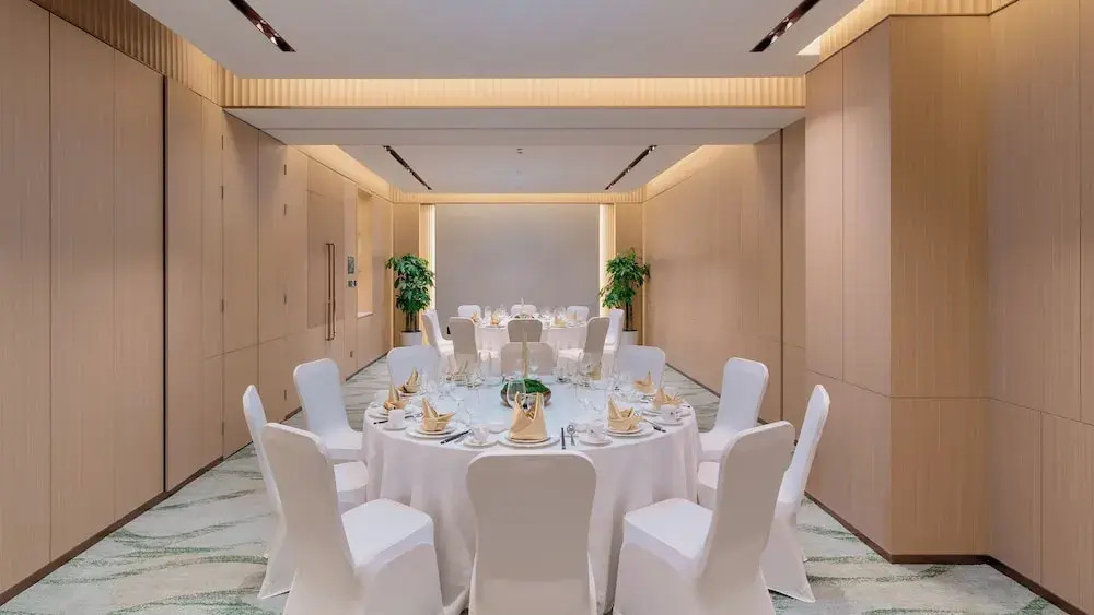 Holiday Inn Jinan Thousand Buddha Mountain by IHG