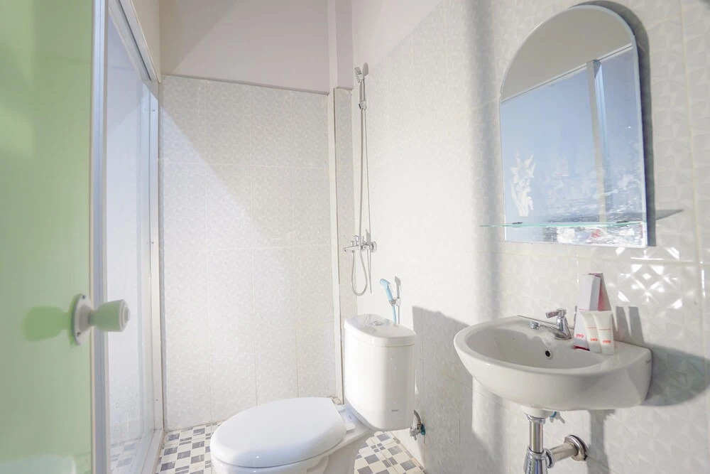 Bs Residence by OYO Rooms