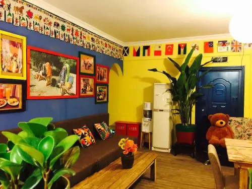 Seven Meet Youth Hostel