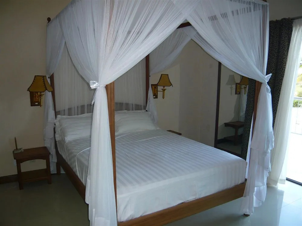Sunny Hotel Majunga