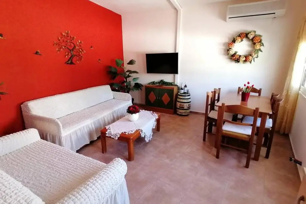 Evas House, Cozy Apartment in Traditional Village