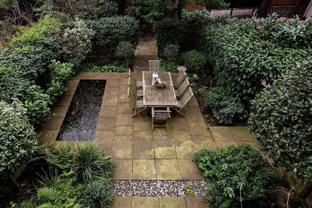 Holland Park Classicism