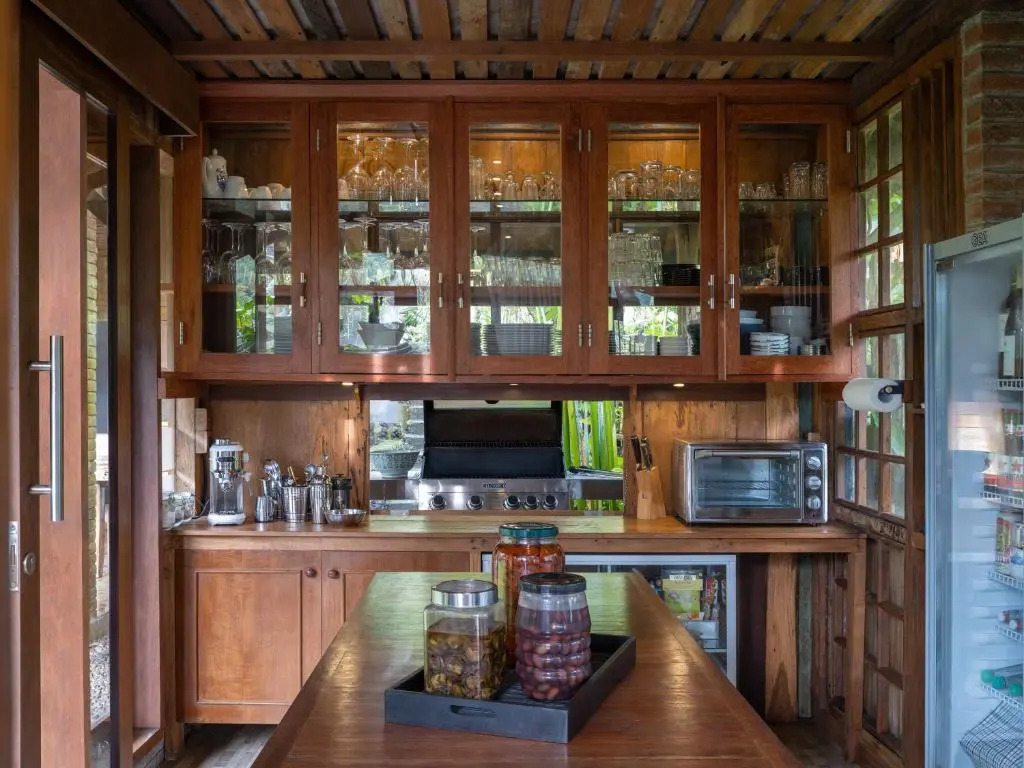 Nienté Bali