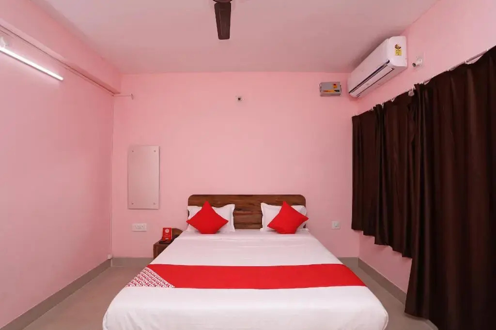 Sai Arya Residency by OYO Rooms