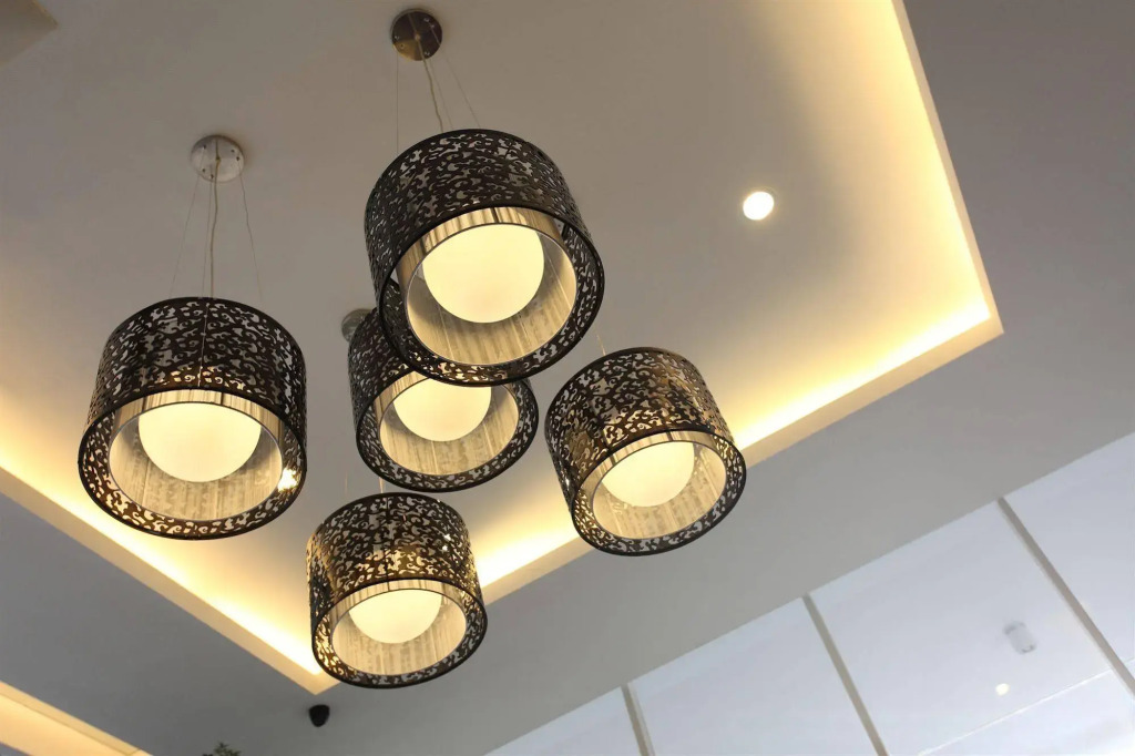 Avissa Suites