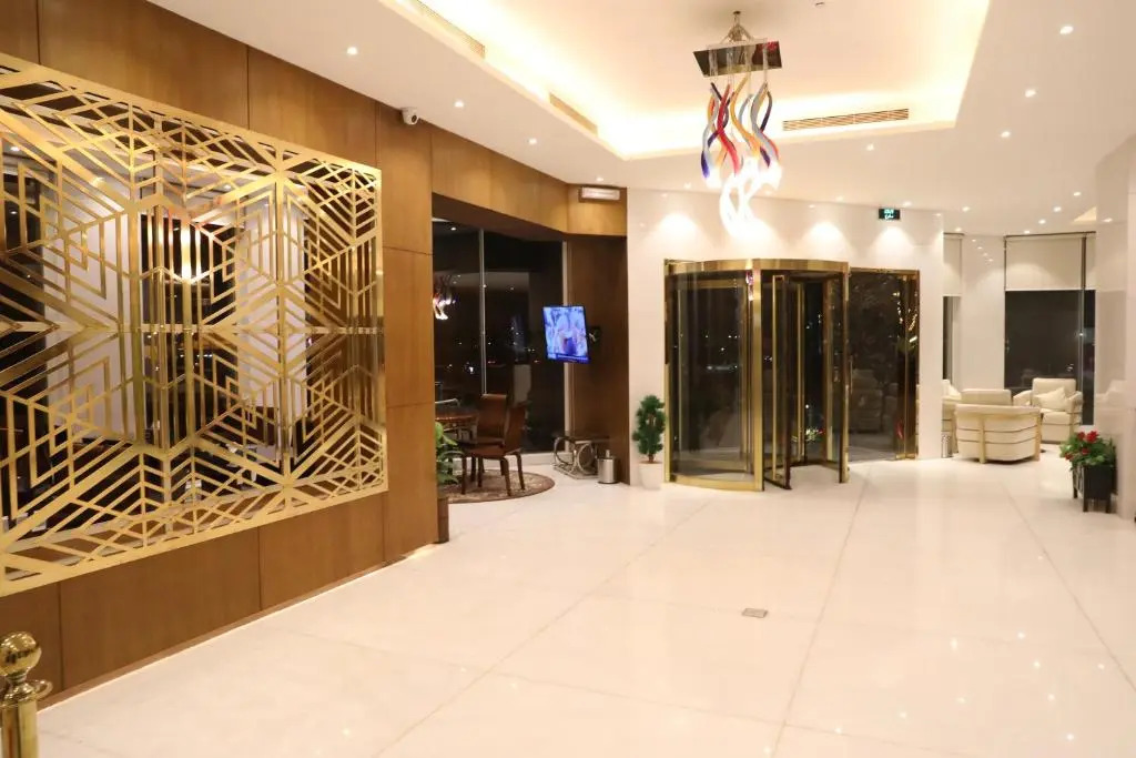 Quiet Rooms 6 Serviced Apartments