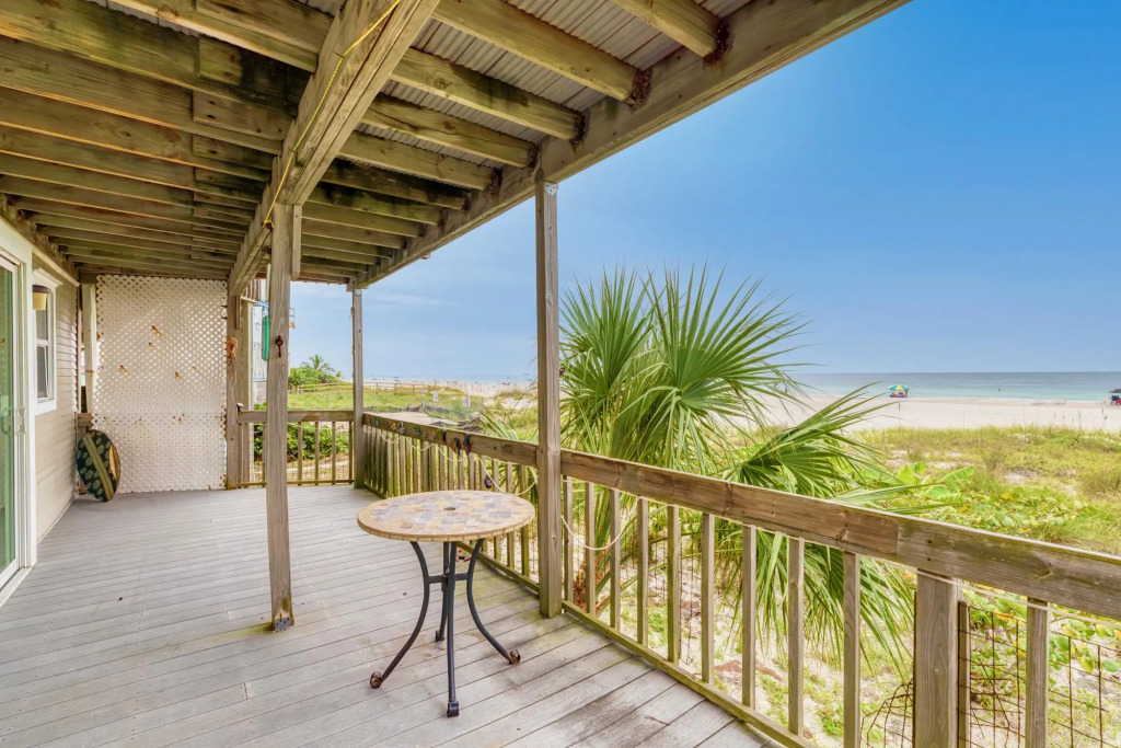 Anna Maria Island Beach Happy-Direct Beach Front-1BR-1BR