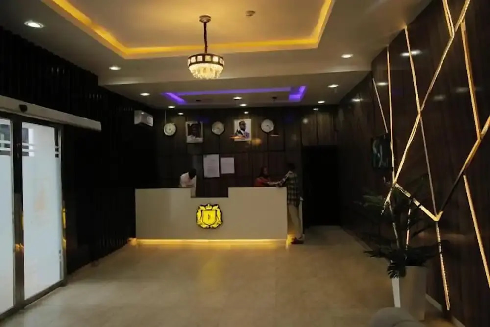 Opt Wood Hotels